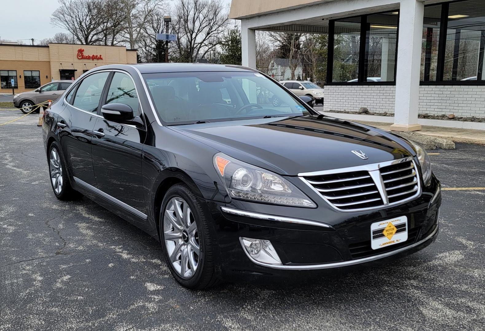 2011 BLACK /Black Leather Hyundai Equus 4dr Sdn Ultimate (KMHGH4JF5BU) with an V8, 4.6 Liter engine, Automatic transmission, located at 1010 N White Horse Pike, Stratford, NJ, 08084, (856) 262-9500, 39.838921, -75.011497 - Photo#0